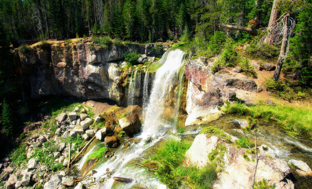 paulina creek falls bend oregon
